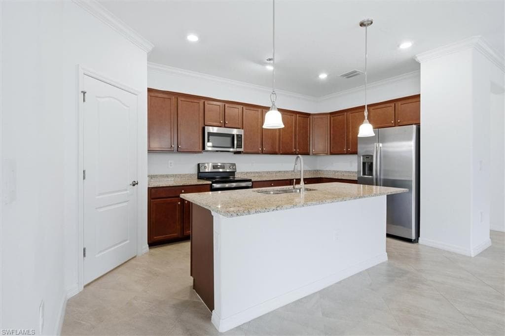 14467 Cantabria DR-4