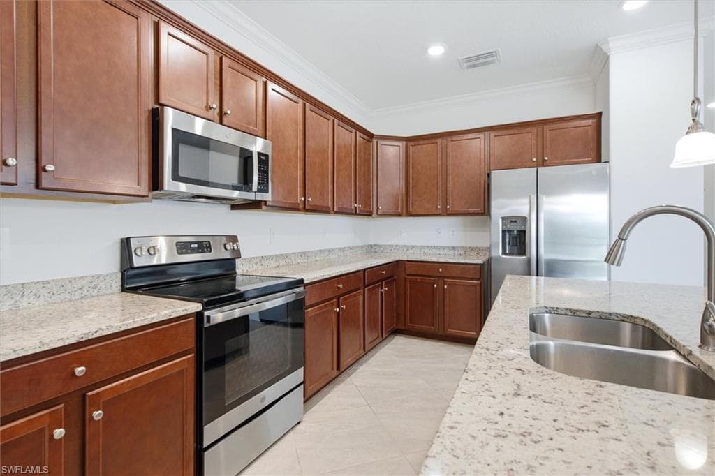 14467 Cantabria DR-8