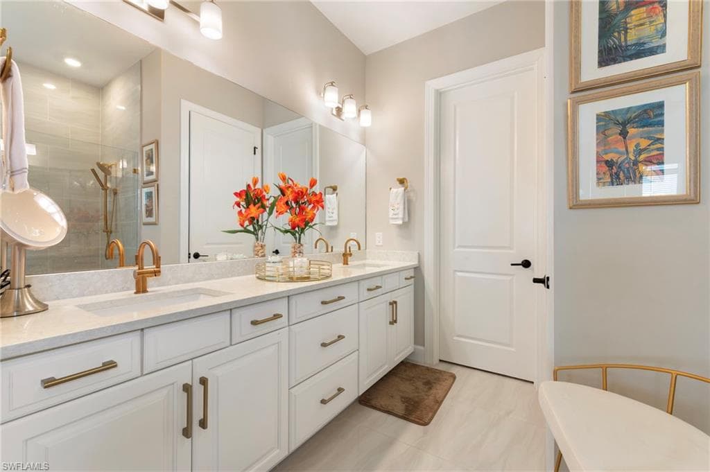 15710 Triesta LN-19