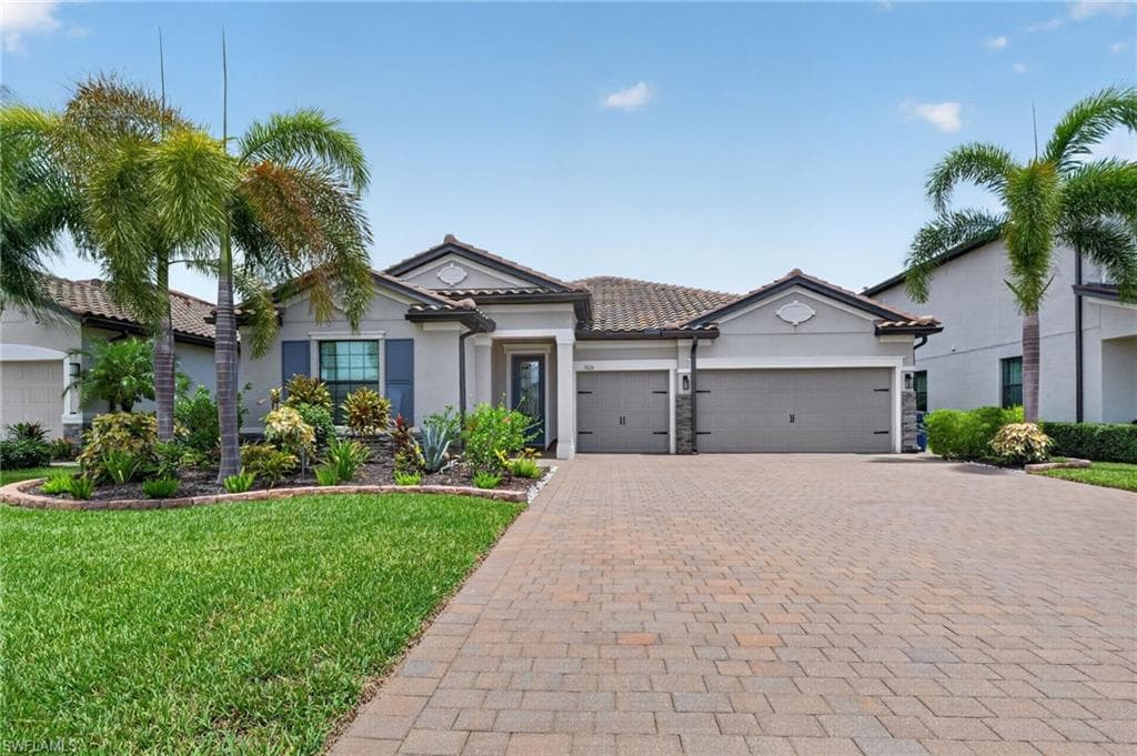 17624 Kinzie LN-0
