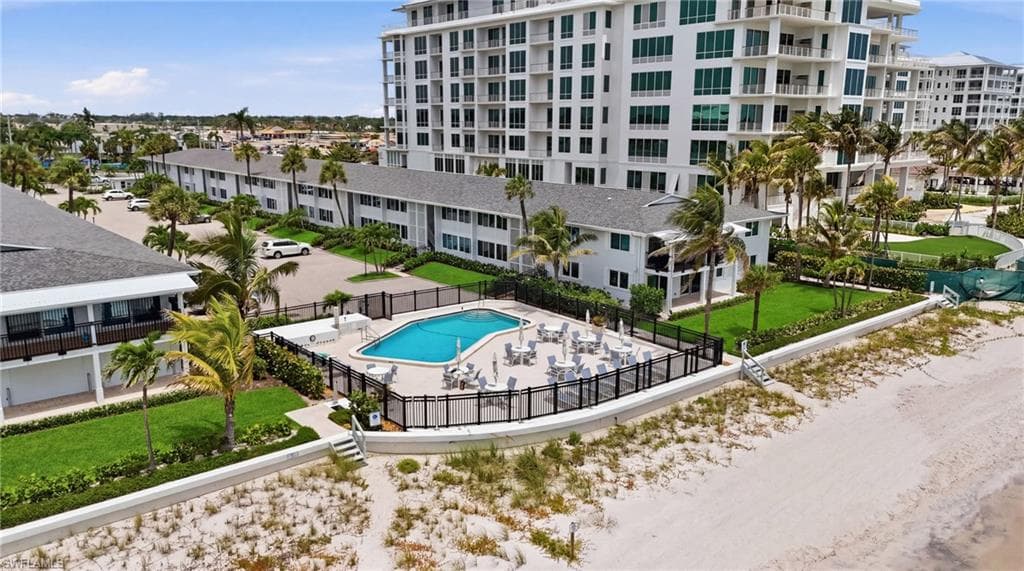 1065 Gulf Shore BLVD N 108-33