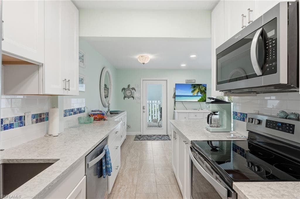 1065 Gulf Shore BLVD N 108-11