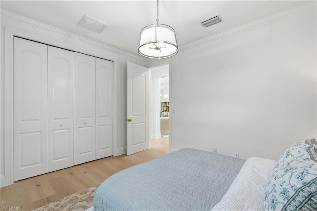 9833 Clear Lake CIR-23