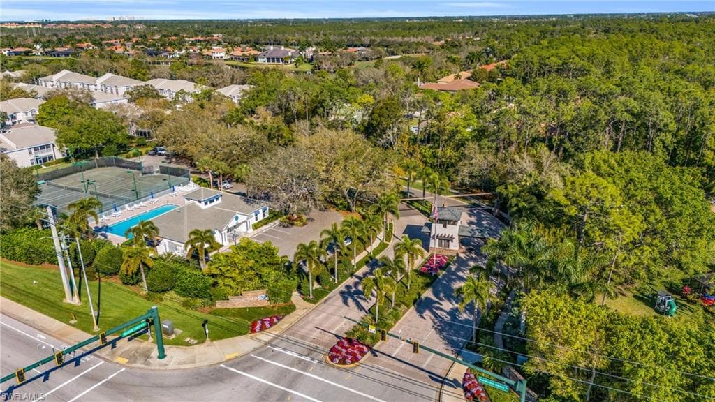 9833 Clear Lake CIR-35