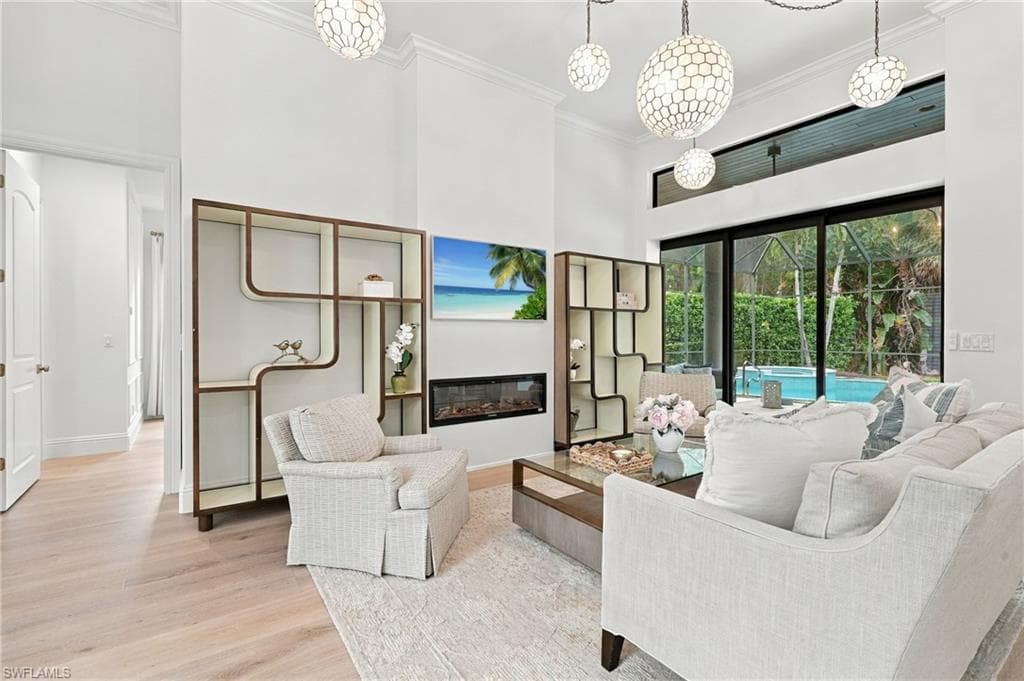 9833 Clear Lake CIR-8