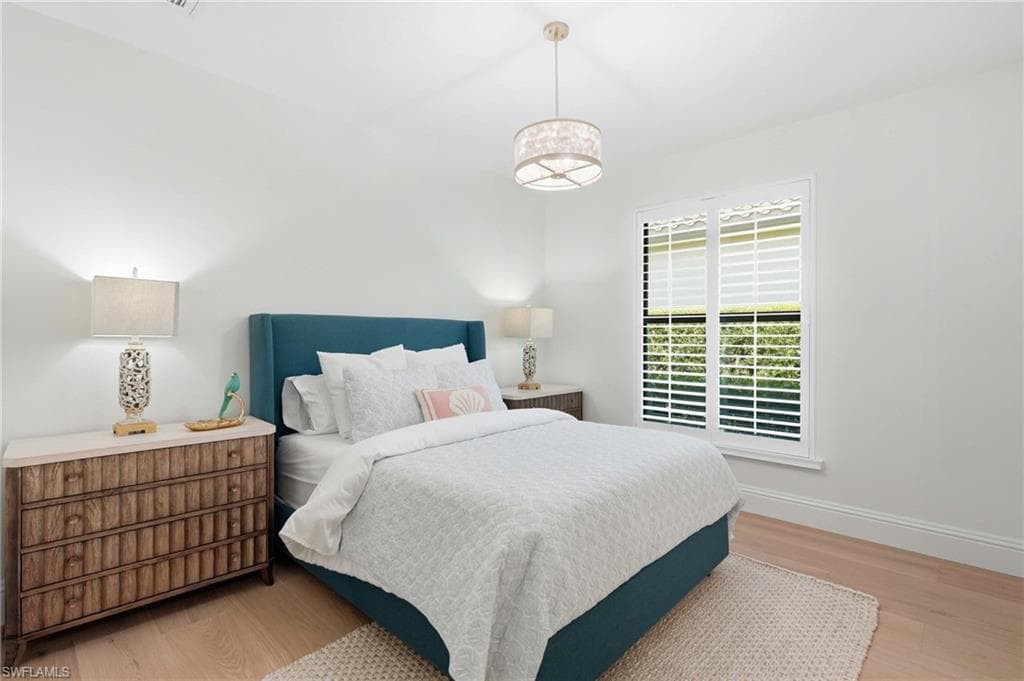 9833 Clear Lake CIR-21