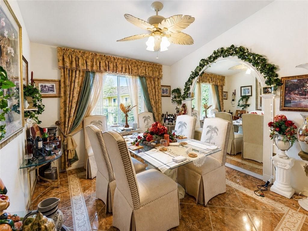 8294 Key Royal CIR 1631-7