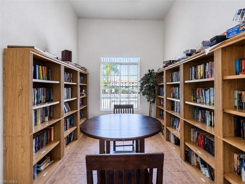 8294 Key Royal CIR 1631-31