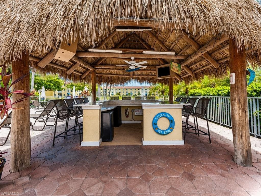 8294 Key Royal CIR 1631-39