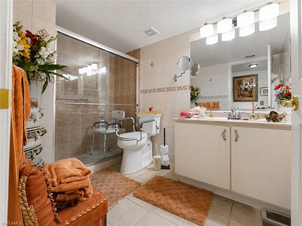 8294 Key Royal CIR 1631-25