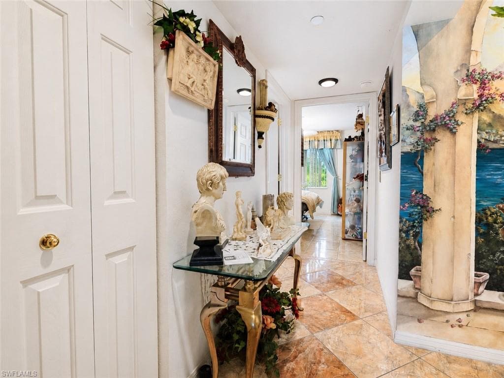 8294 Key Royal CIR 1631-21