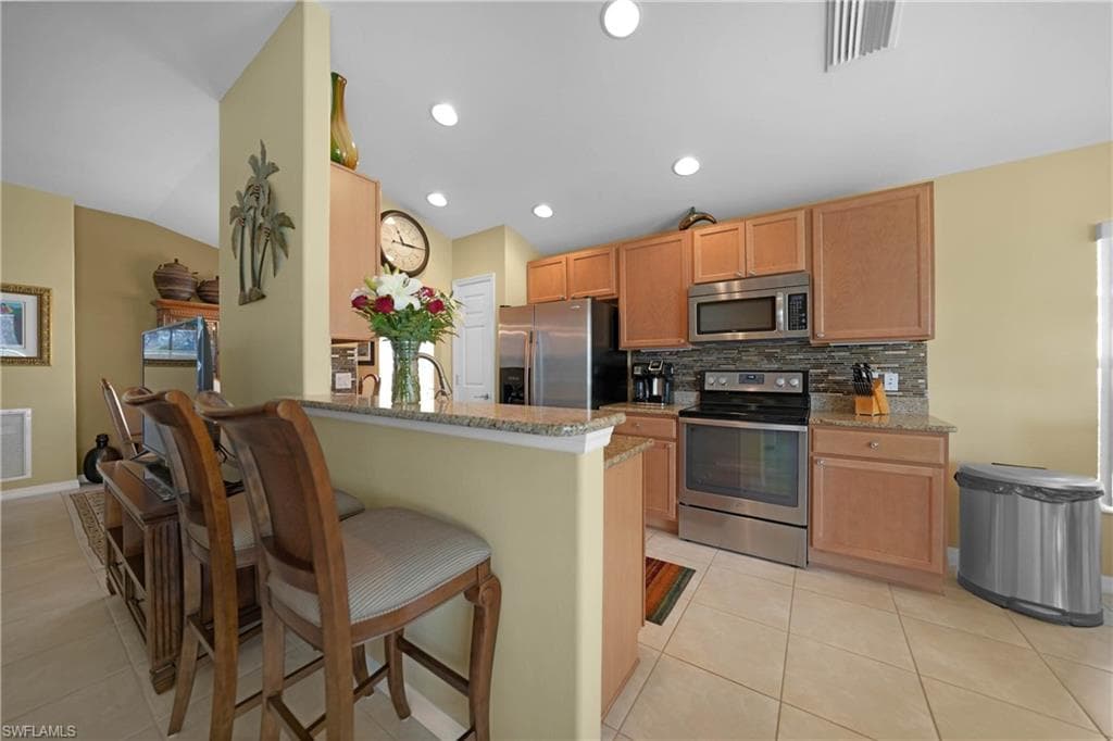 2457 Anguilla DR-2