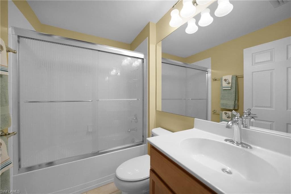 2457 Anguilla DR-20