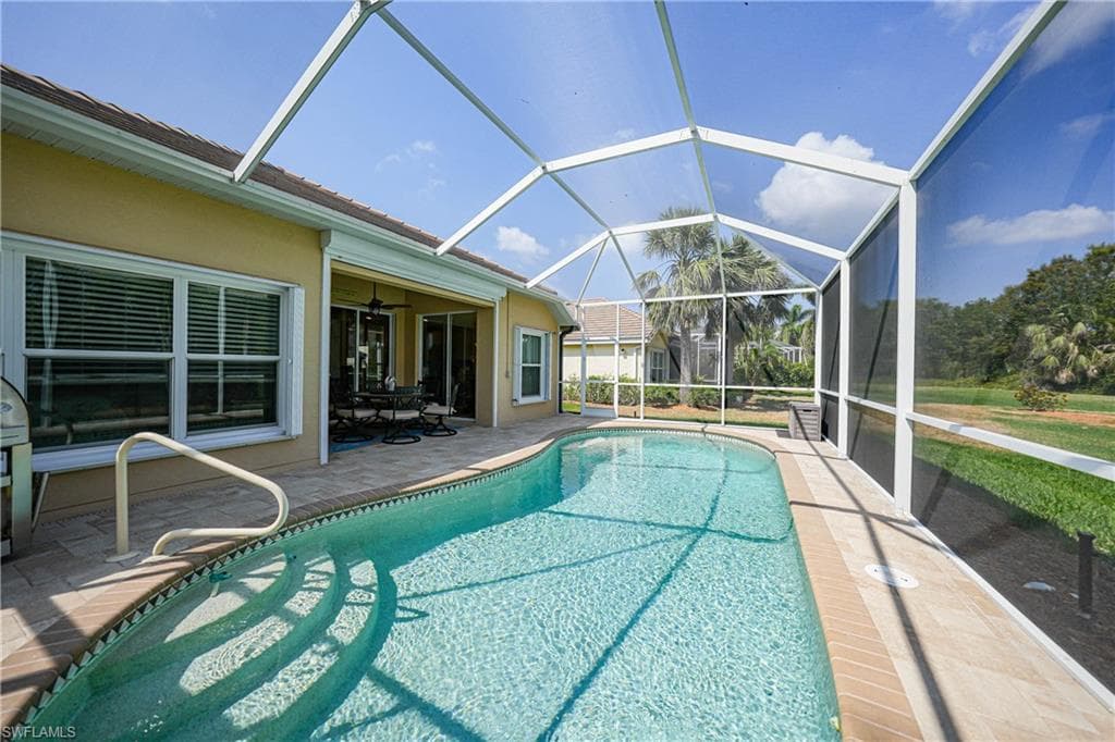 2457 Anguilla DR-35