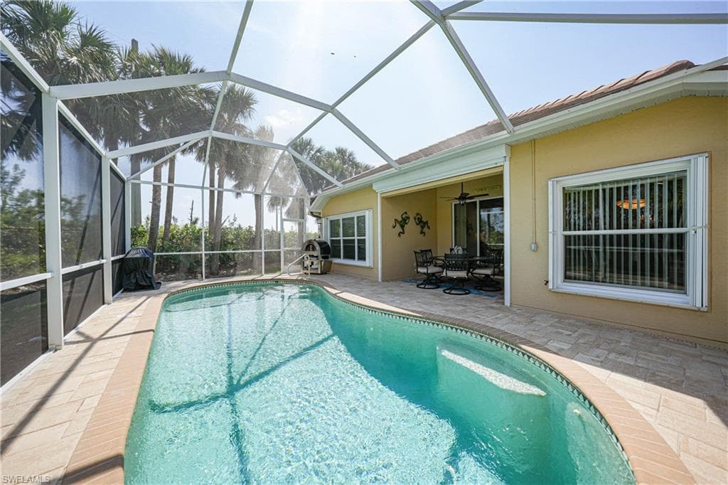 2457 Anguilla DR-31
