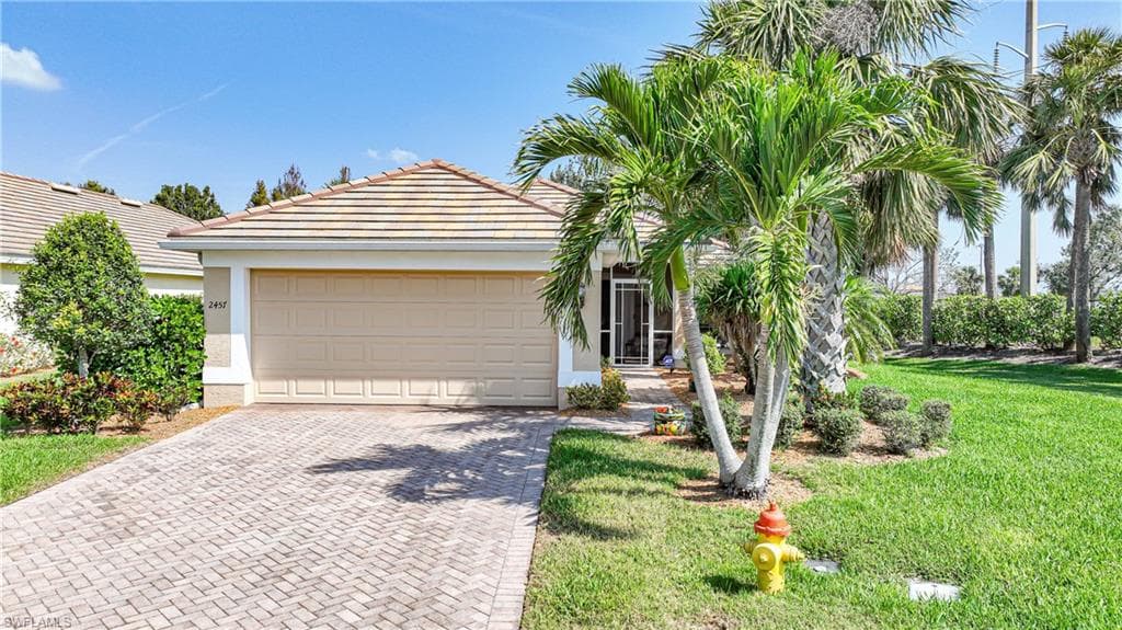 2457 Anguilla DR-25