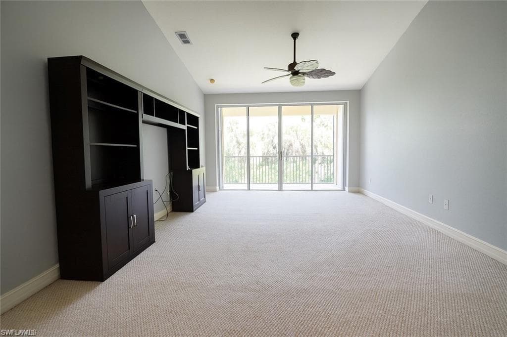 700 Luisa LN 2-29