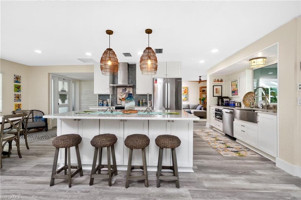 321 Capri Isles CT-9