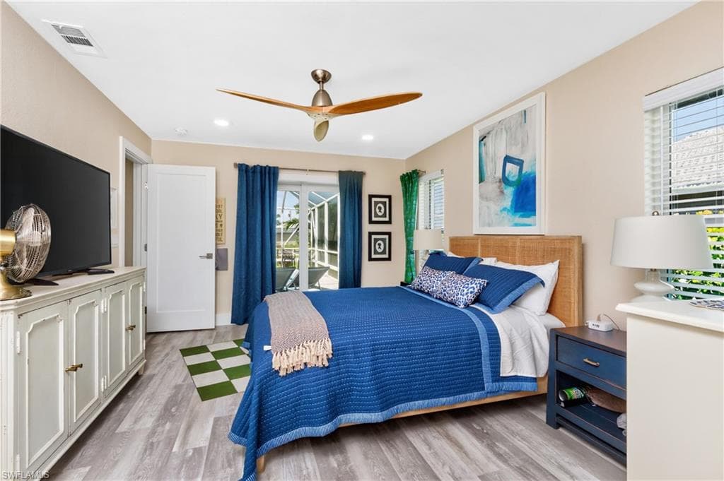 321 Capri Isles CT-24