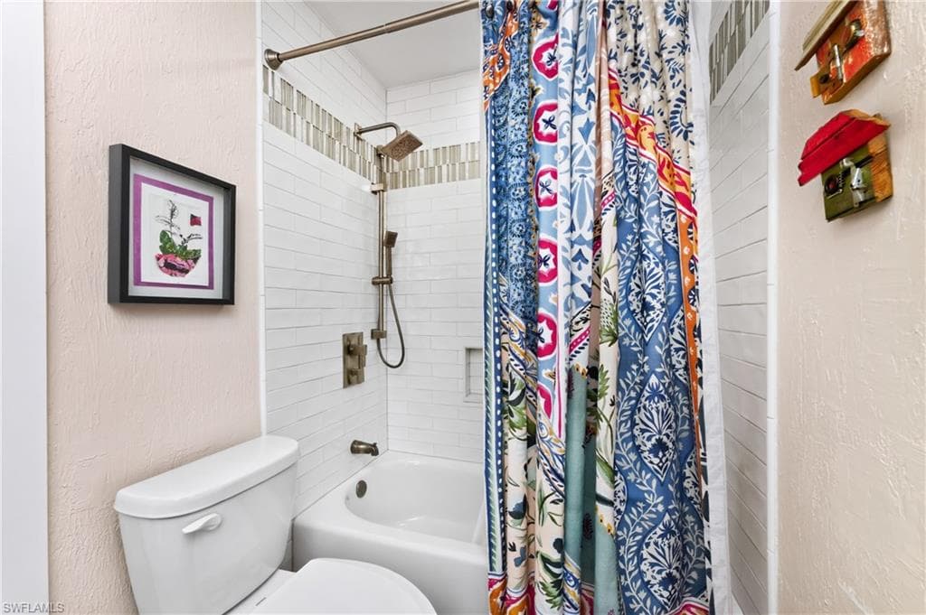 321 Capri Isles CT-31