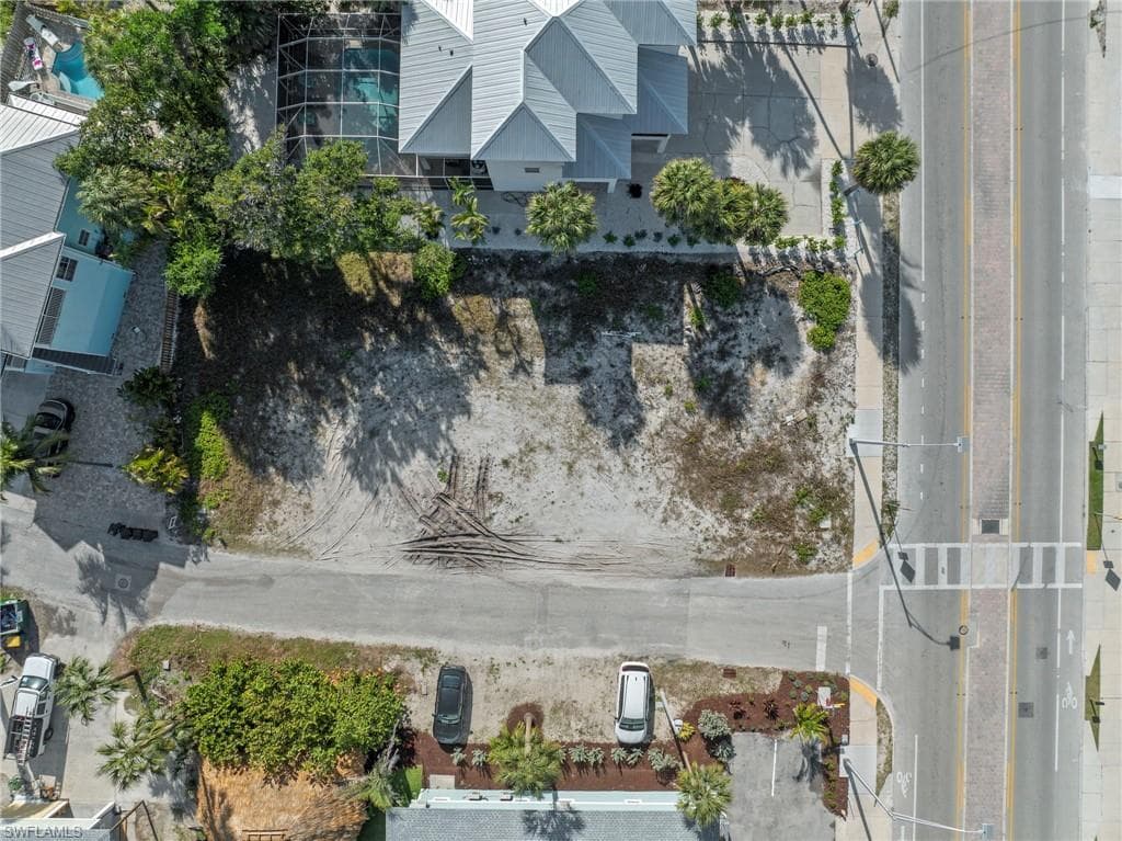 100 Washington AVE-5