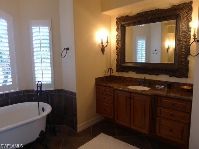 18301 Verona Lago DR-17