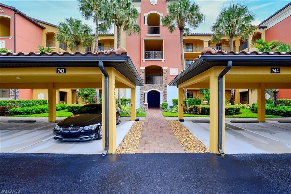 17981 Bonita National BLVD 743-1
