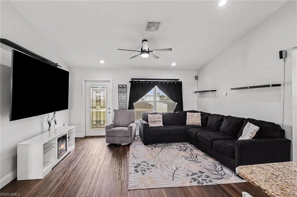 630 Royce RD-10
