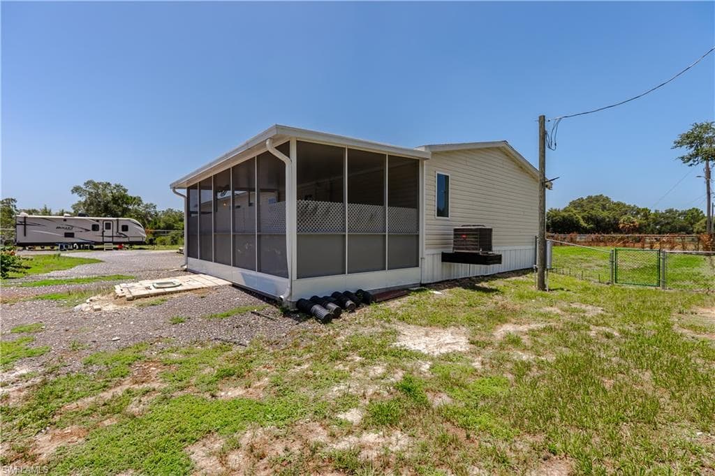 585 Lindero ST-32