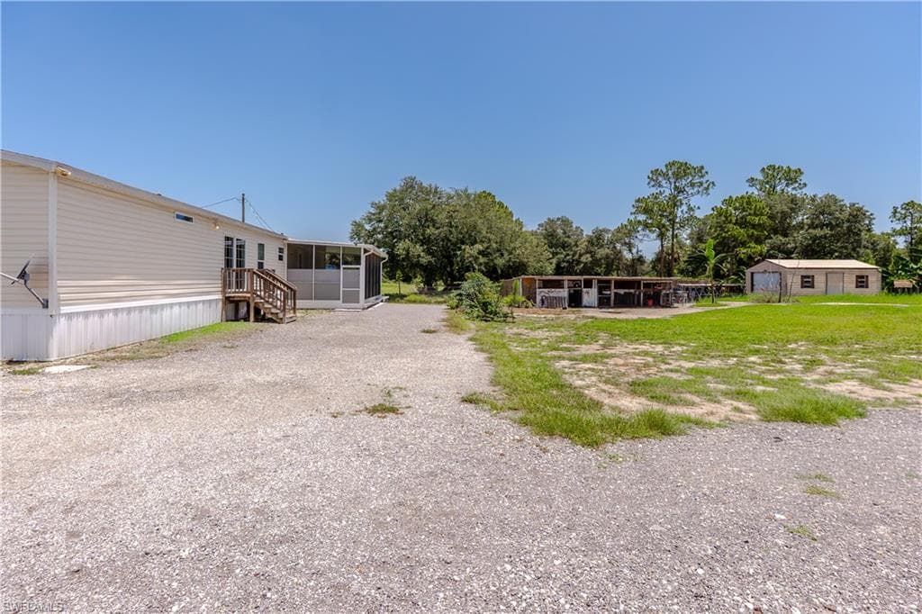 585 Lindero ST-28