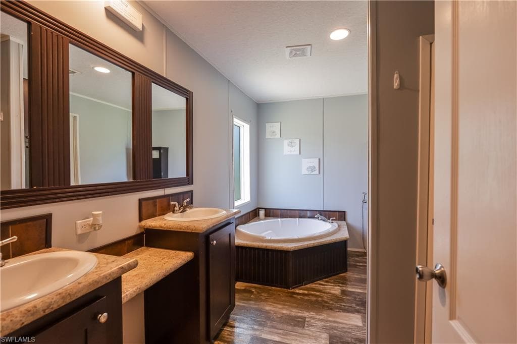 585 Lindero ST-19