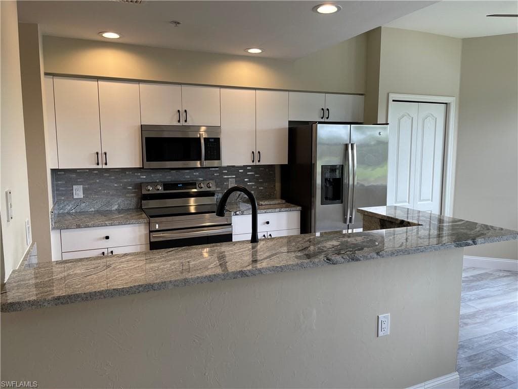 3780 Sawgrass WAY 3327-1