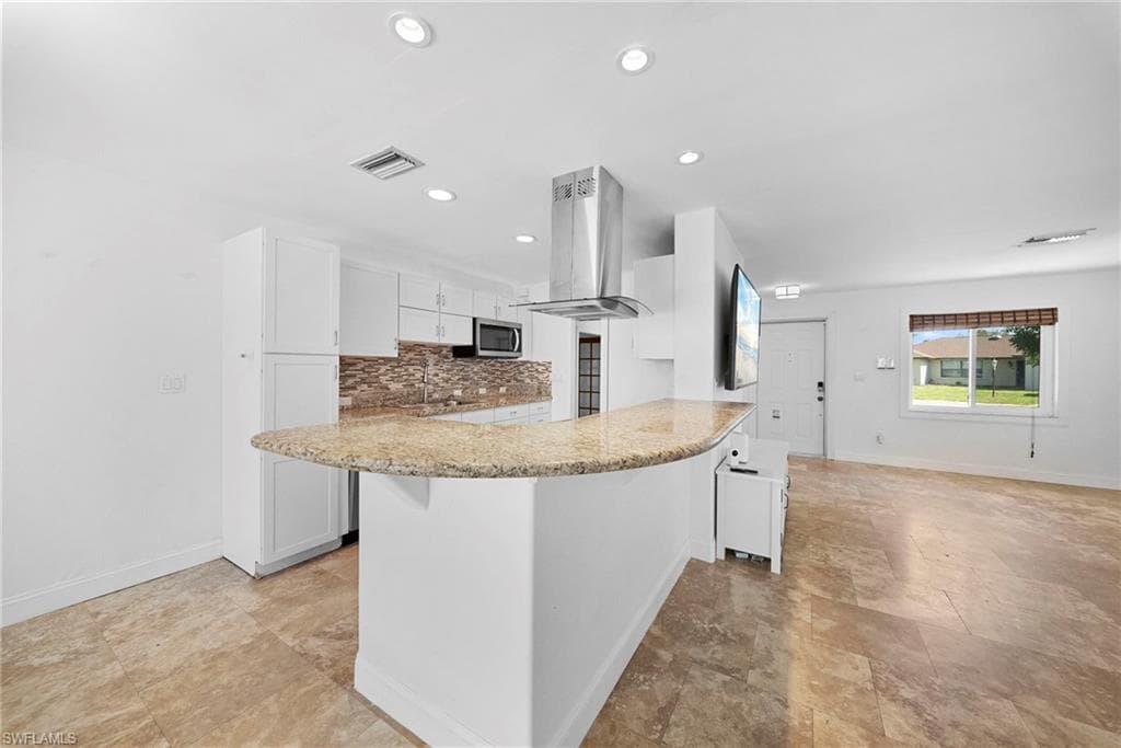 7454 Sea Island RD-12