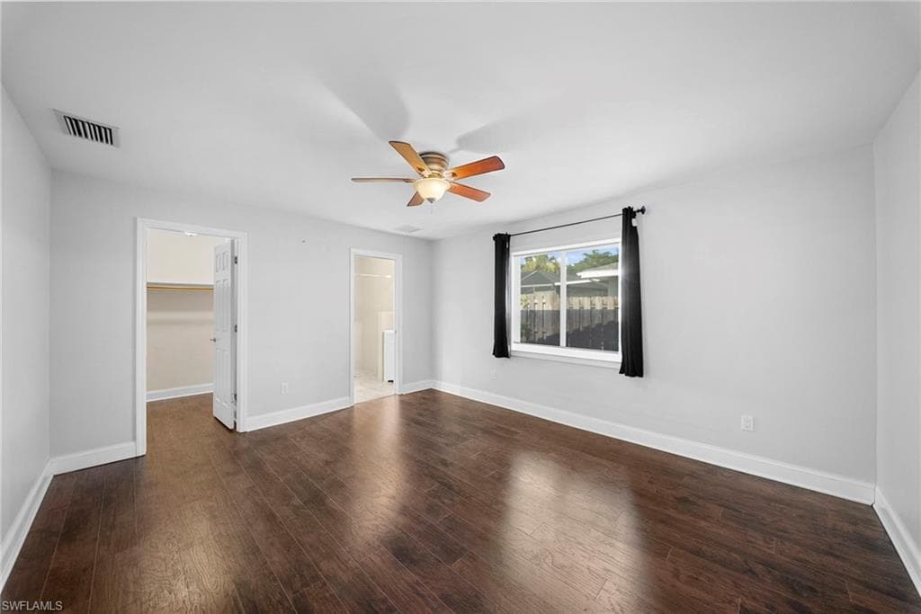 7454 Sea Island RD-26