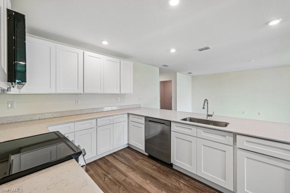 16107 MINORCA DR-6