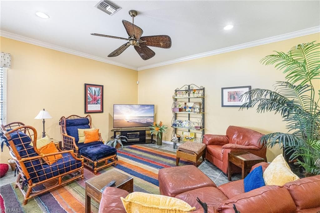 9311 Cedar Creek DR-12