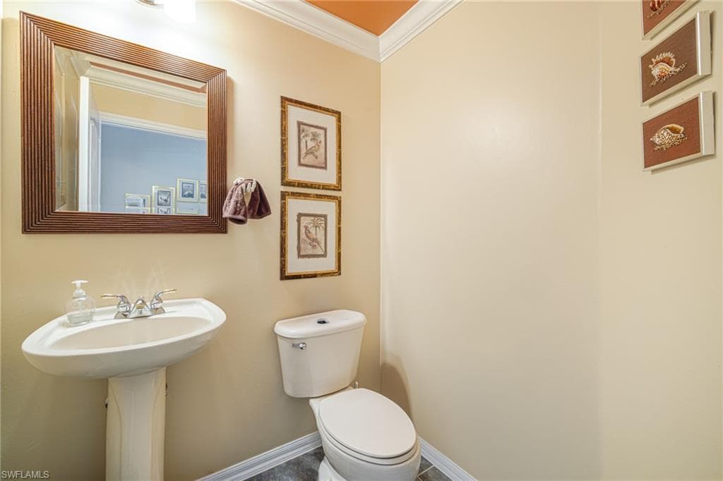9311 Cedar Creek DR-35