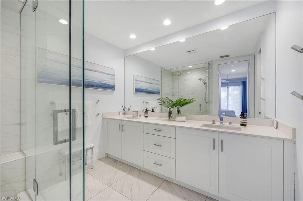 1135 3rd AVE S 303-13