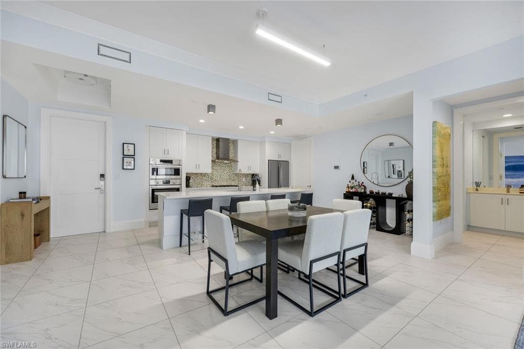 1135 3rd AVE S 303-10