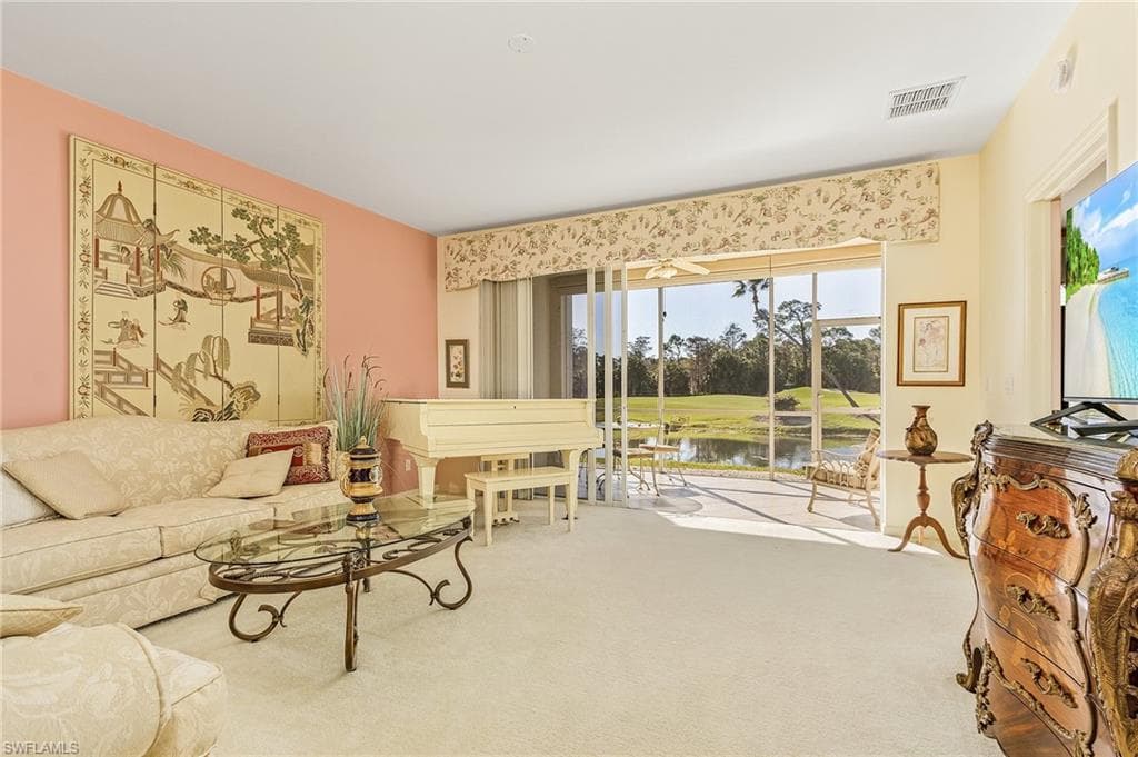 5693 Heron LN 503-8