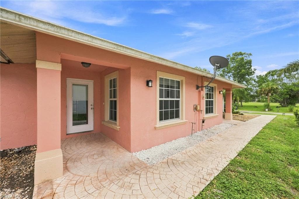 4436/4438 Pine Lake RD-16