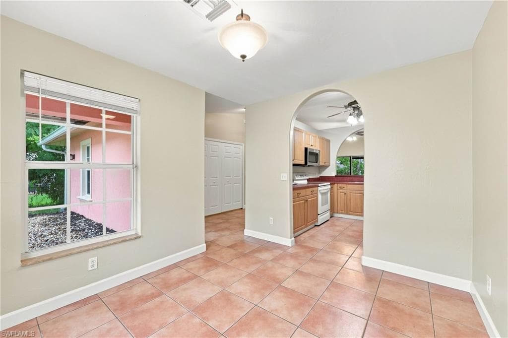 4436/4438 Pine Lake RD-3