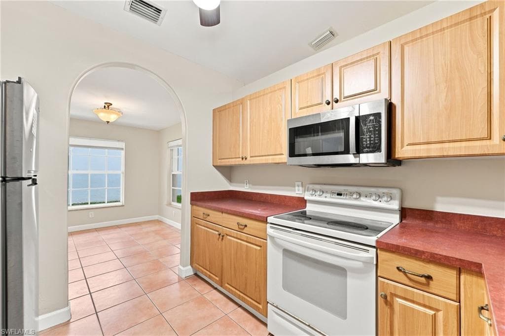 4436/4438 Pine Lake RD-9
