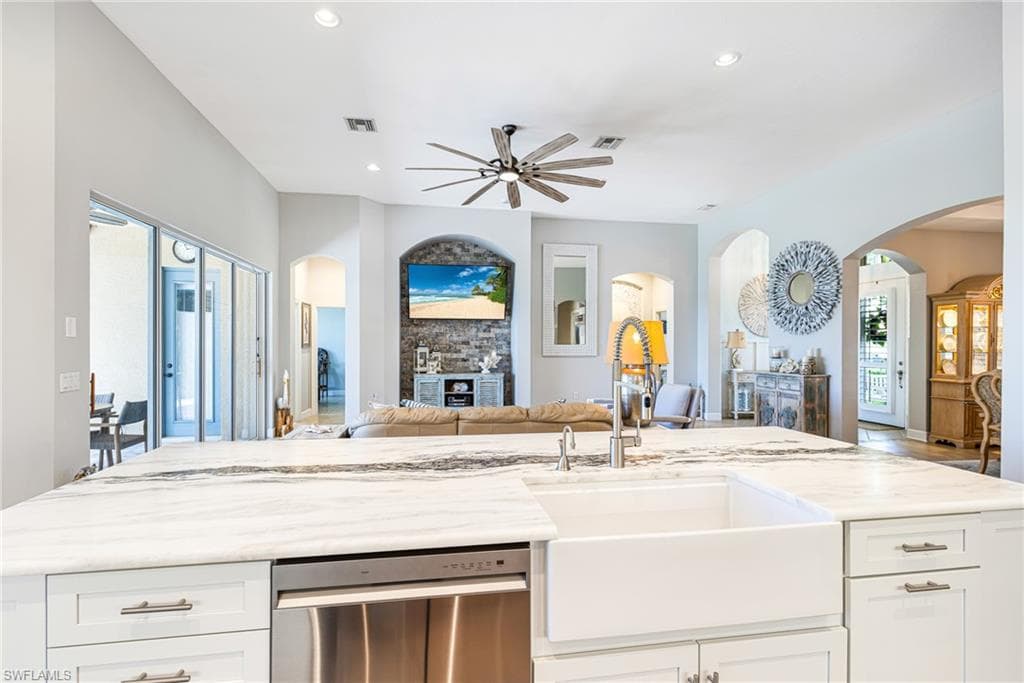 5589 Whispering Willow WAY-7