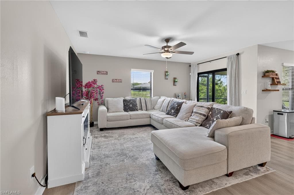 849 Sea Urchin CIR-9