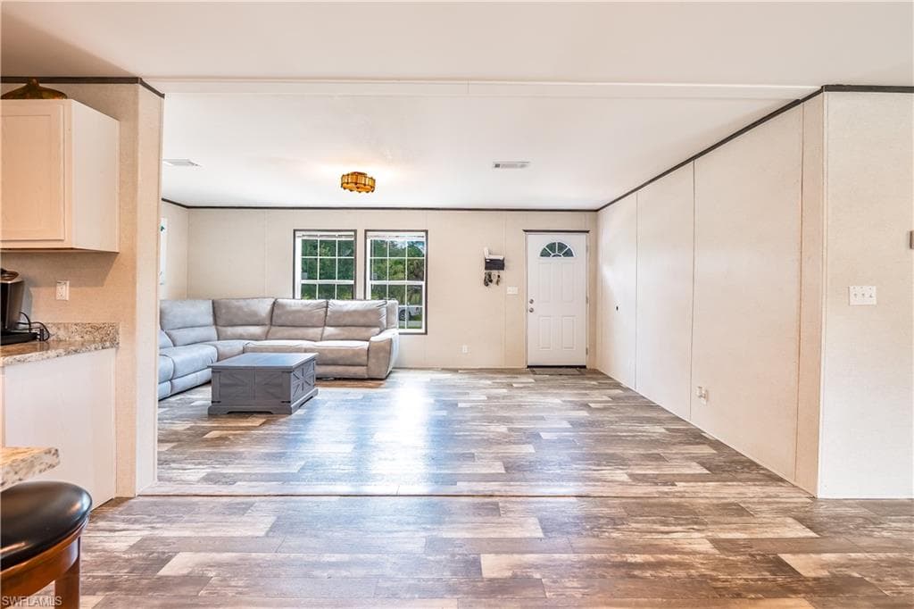 220 Kennel ST-13