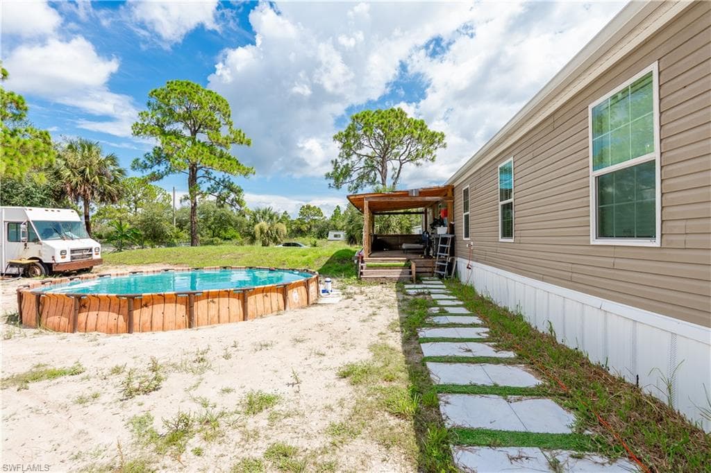 220 Kennel ST-32