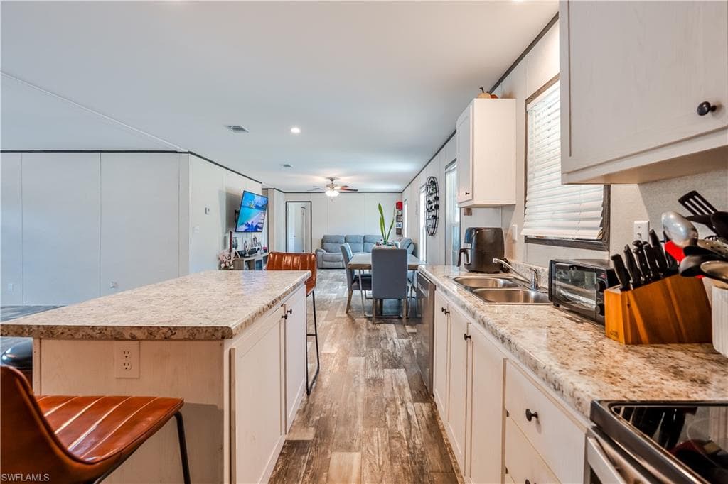 220 Kennel ST-14