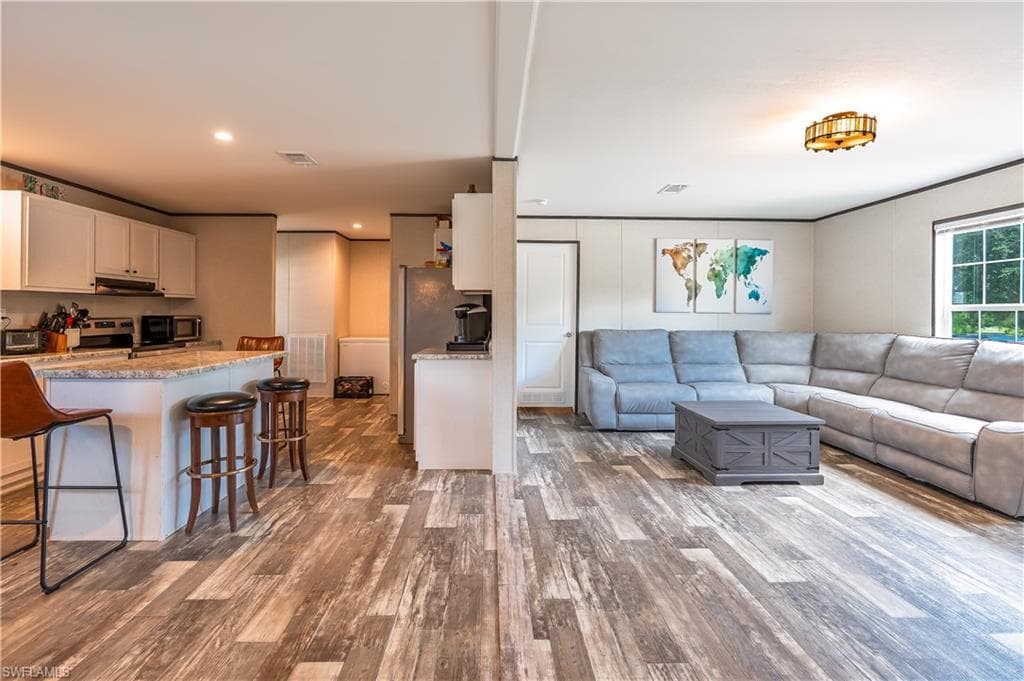 220 Kennel ST-11