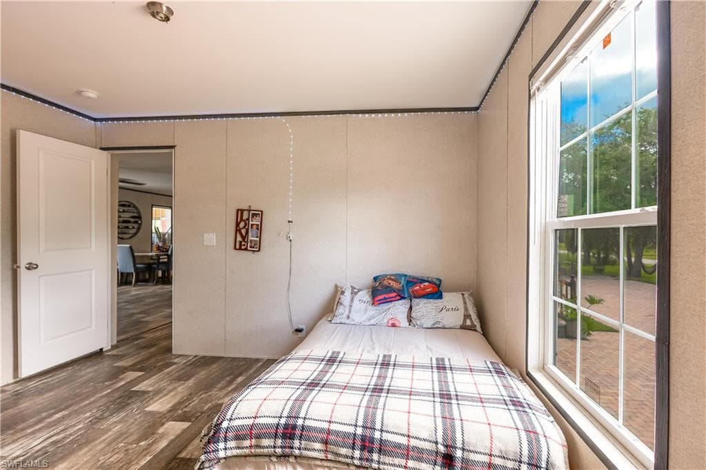 220 Kennel ST-21